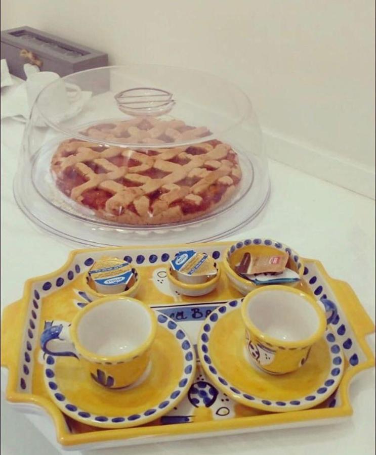 Prisca B&B Napoli Bagian luar foto