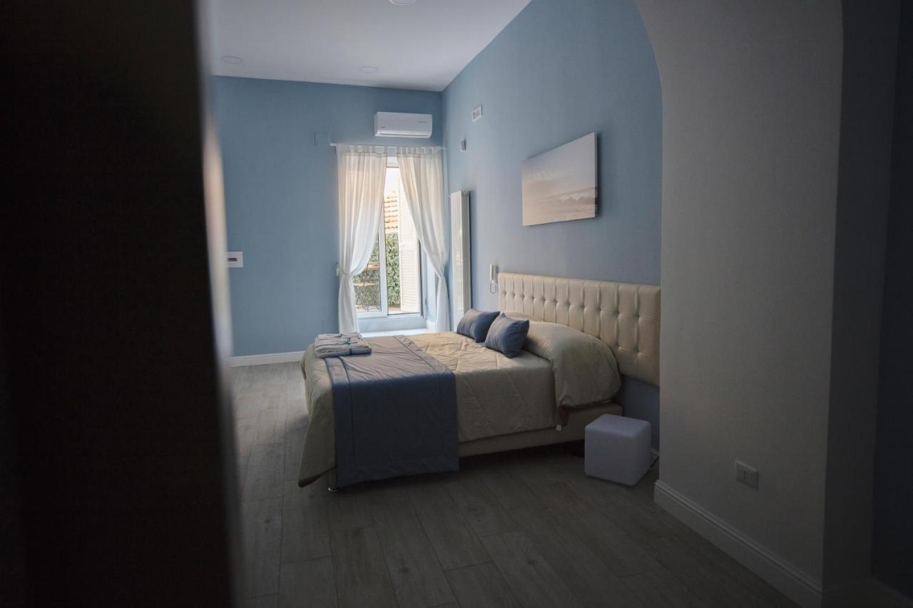 Prisca B&B Napoli Bagian luar foto