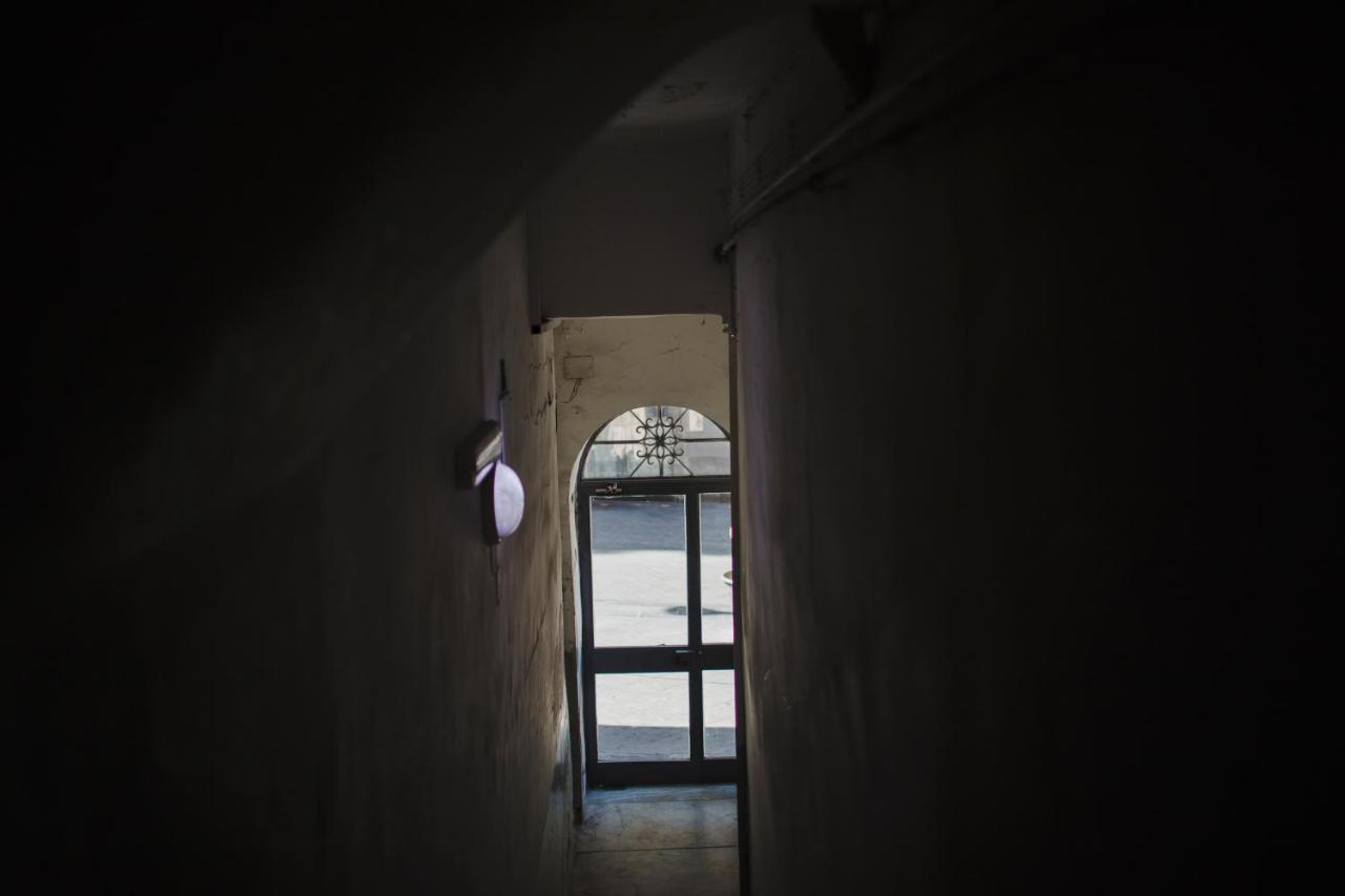 Prisca B&B Napoli Bagian luar foto