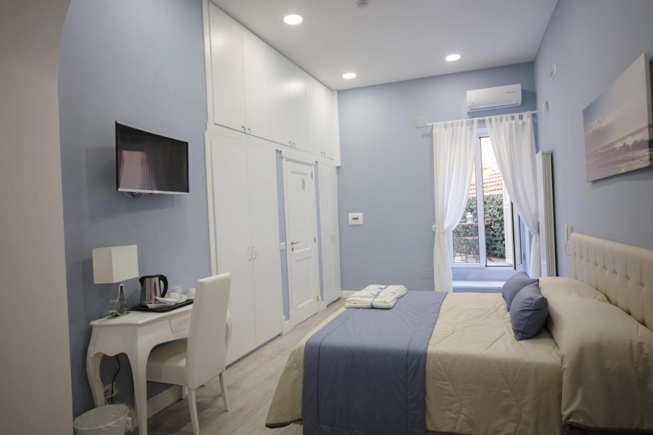 Prisca B&B Napoli Bagian luar foto