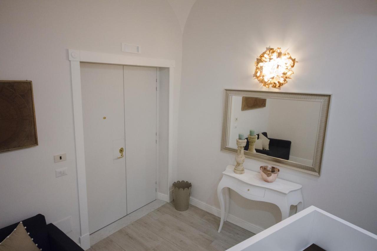 Prisca B&B Napoli Bagian luar foto