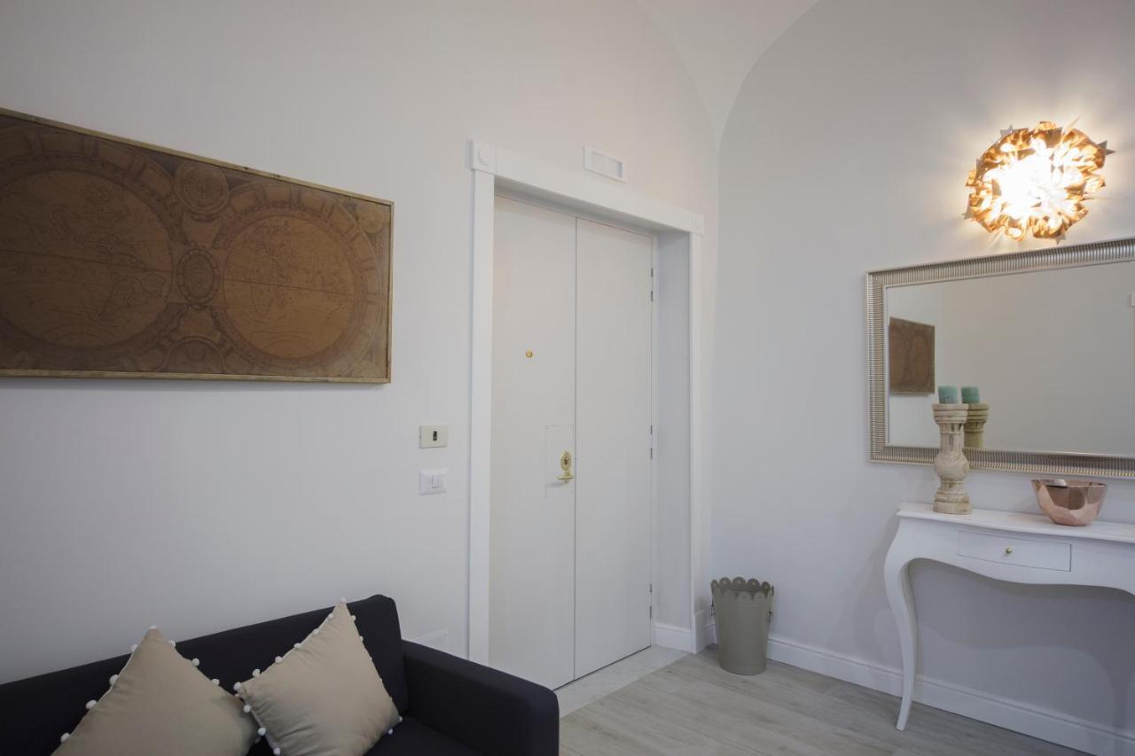 Prisca B&B Napoli Bagian luar foto