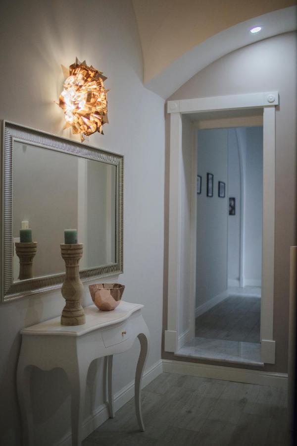 Prisca B&B Napoli Bagian luar foto